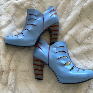 Fluevog Modotti booties NEW size 9.5